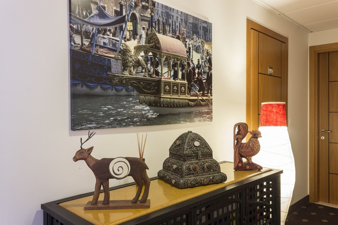 Imagen de los interiores del Hotel Feel Inn Venice Airport. Foto 16