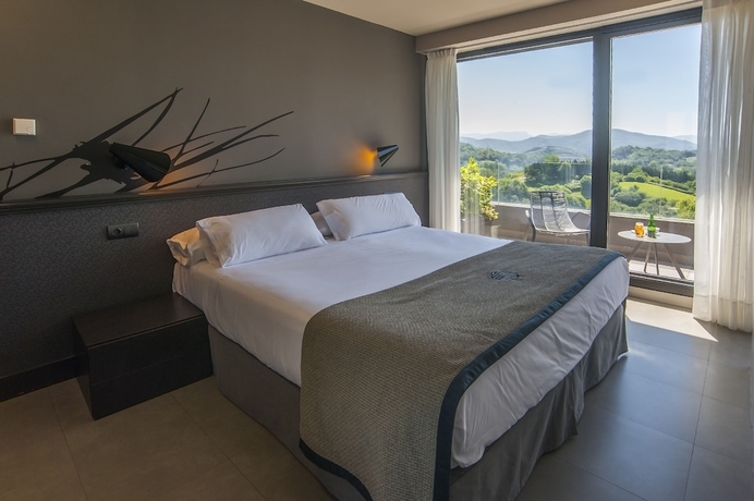 Imagen de la habitación del Hotel FeelFree STAYS Basoa. Foto 4