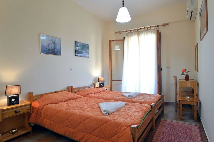 Imagen general del Hotel Feeloxenia Corfu Apartments. Foto 6