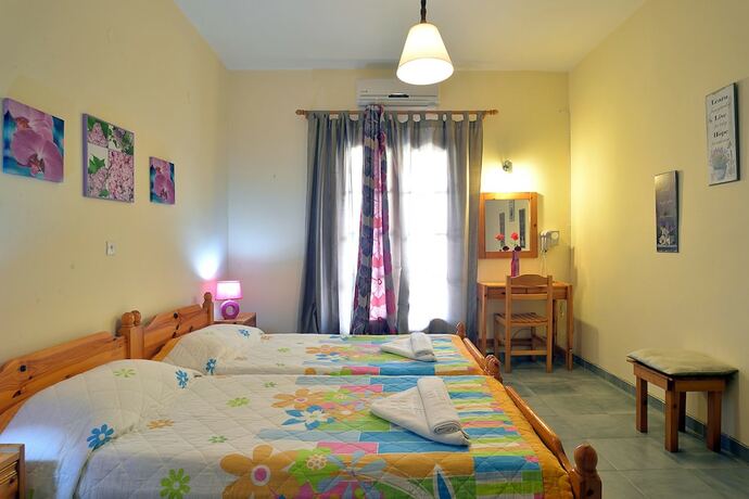 Imagen de la habitación del Hotel Feeloxenia Corfu Apartments. Foto 18