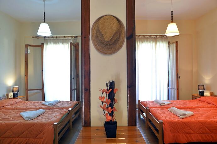 Imagen de la habitación del Hotel Feeloxenia Corfu Apartments. Foto 19