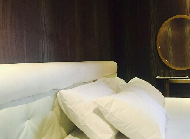 Imagen de la habitación del Hotel Feevos. Foto 25