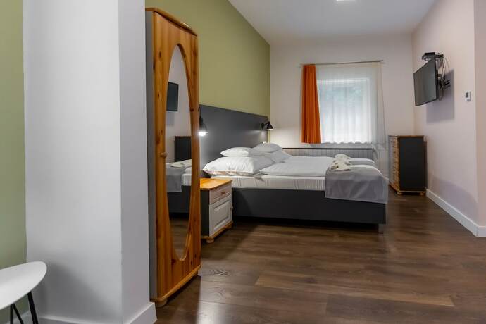 Imagen general del Hotel Fehér Sas Panzió és Étterem. Foto 1