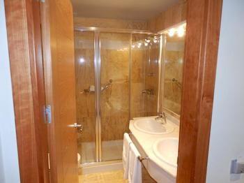 Imagen de la habitación del Hotel Feijoo Apartamentos Turisticos. Foto 5