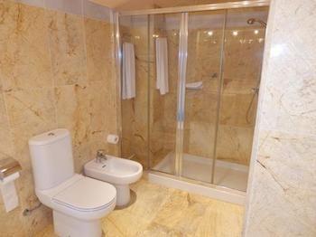 Imagen de la habitación del Hotel Feijoo Apartamentos Turisticos. Foto 11