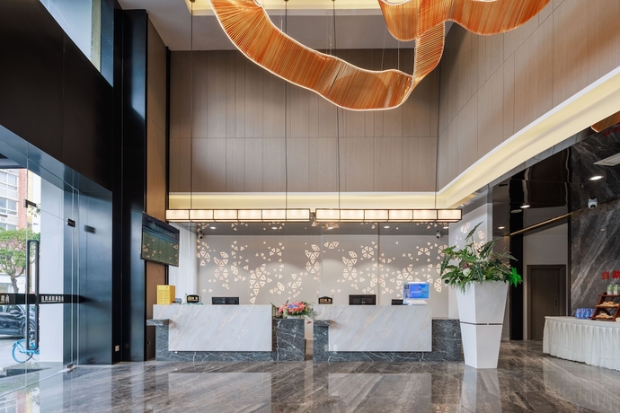 Imagen de los interiores del Hotel Feili Internation. Foto 15