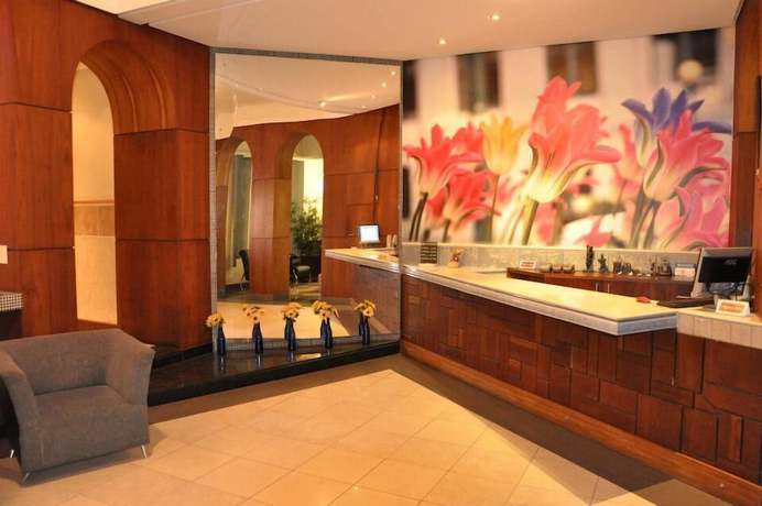 Imagen de los interiores del Hotel Feira Plaza. Foto 10