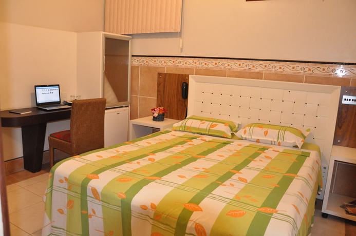 Imagen de la habitación del Hotel Feira Plaza. Foto 6