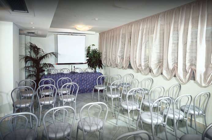 Imagen de los interiores del Hotel Feldberg, Rimini. Foto 12