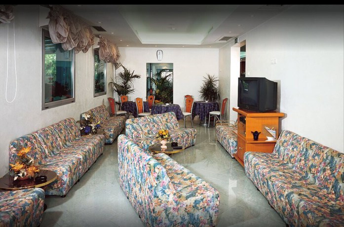 Imagen de los interiores del Hotel Feldberg, Rimini. Foto 15