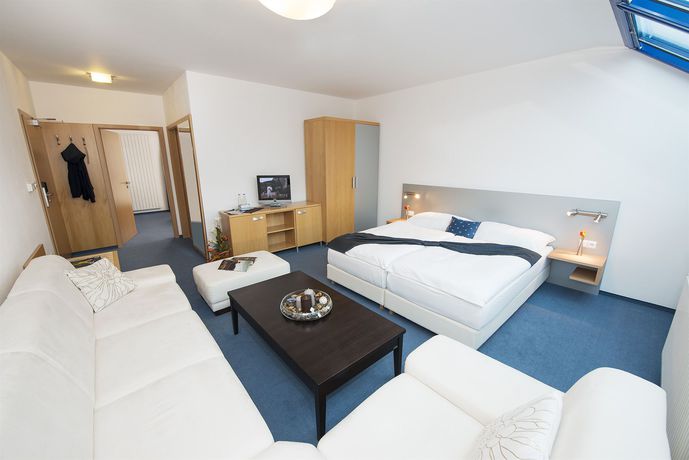 Imagen de los interiores del Hotel Felicity Garni. Foto 14