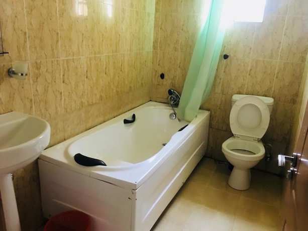 Imagen de la habitación del Hotel Feligold Royal Benin. Foto 8