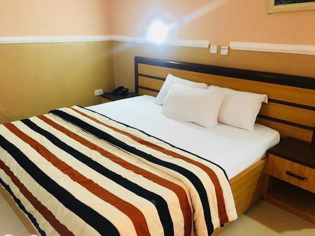 Imagen de la habitación del Hotel Feligold Royal Benin. Foto 10