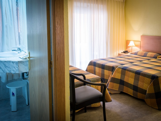 Imagen de la habitación del Hotel Felipe Ii, Peñíscola. Foto 9