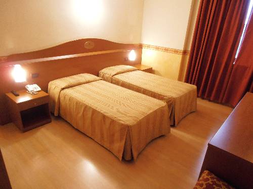 Imagen de la habitación del Hotel Felix, Montecchio Maggiore. Foto 3