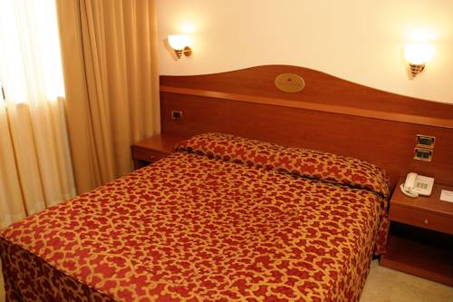 Imagen de la habitación del Hotel Felix, Montecchio Maggiore. Foto 11