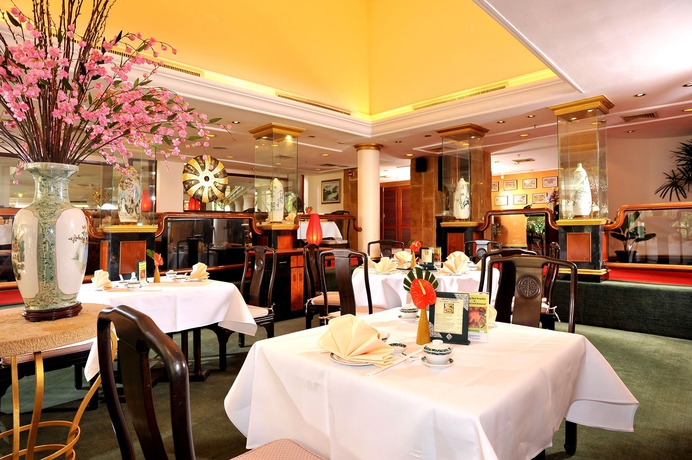 Imagen del bar/restaurante del Hotel Felix River Kwai Resort. Foto 1