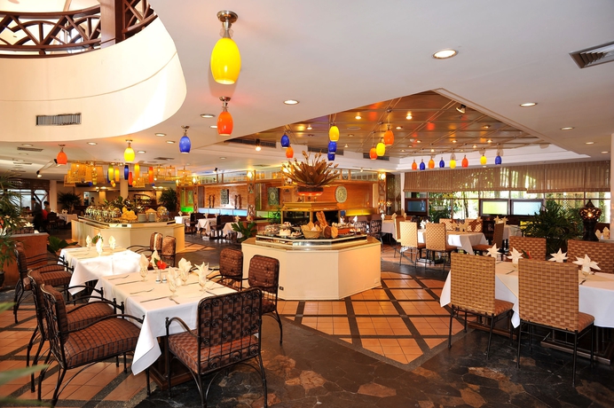 Imagen del bar/restaurante del Hotel Felix River Kwai Resort. Foto 4