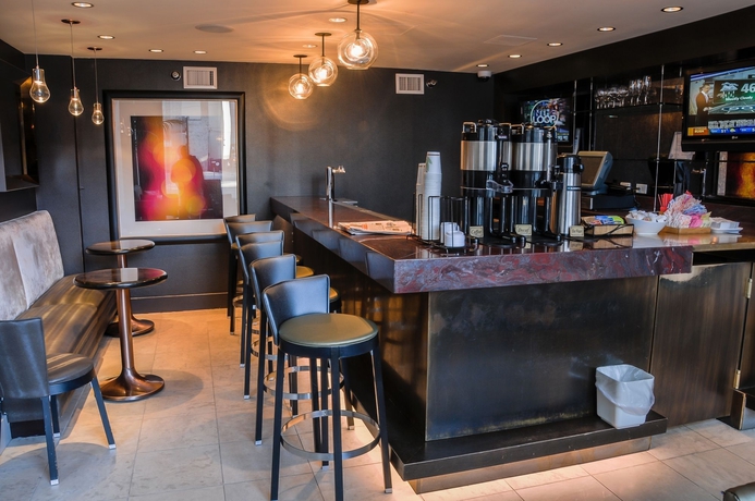 Imagen de los interiores del Hotel Felix River North/magnificent Mile. Foto 13