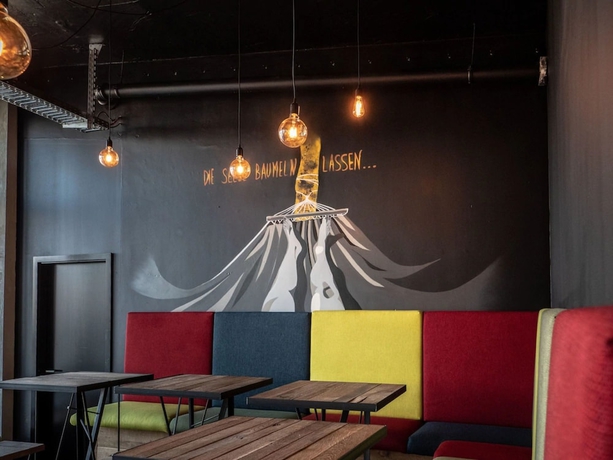 Imagen del bar/restaurante del Hotel Felix Suiten am Augustusplatz. Foto 2