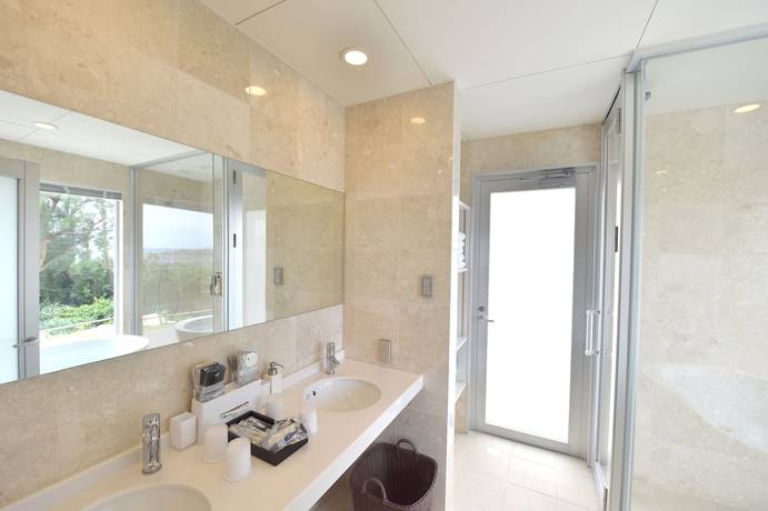 Imagen de la habitación del Hotel Feliz Villa Suite Miyakojima Ueno. Foto 5