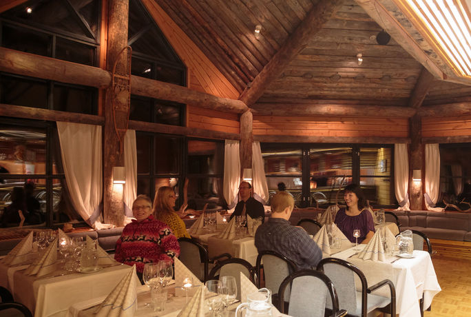 Imagen del bar/restaurante del Hotel Fell Centre Kiilopää, Niilanpää. Foto 4