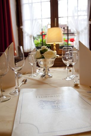 Imagen del bar/restaurante del Hotel Felsenkeller, R&uuml;desheim am Rhein. Foto 4