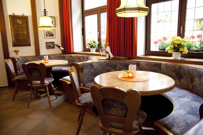 Imagen del bar/restaurante del Hotel Felsenkeller, R&uuml;desheim am Rhein. Foto 5