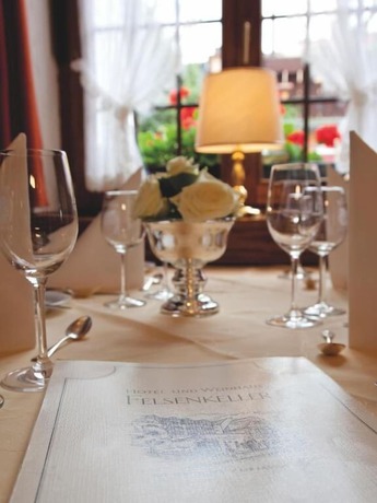 Imagen del bar/restaurante del Hotel Felsenkeller, R&uuml;desheim am Rhein. Foto 7