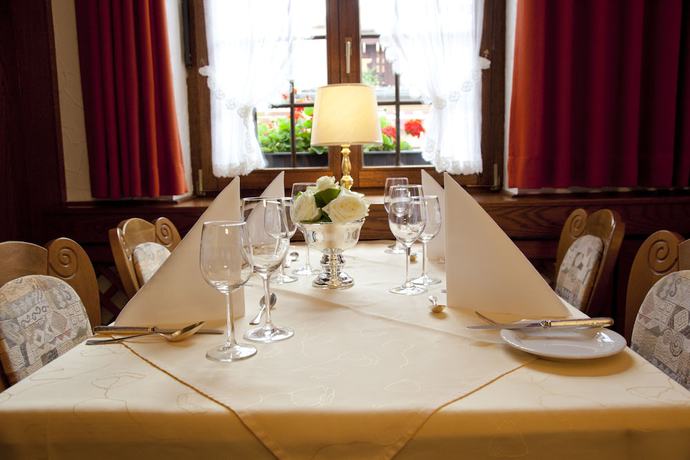 Imagen del bar/restaurante del Hotel Felsenkeller, R&uuml;desheim am Rhein. Foto 9