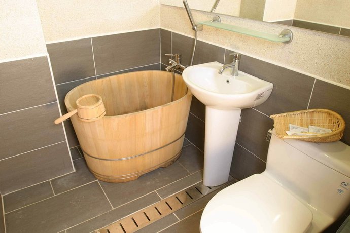 Imagen de la habitación del Hotel Fenchihu. Foto 7