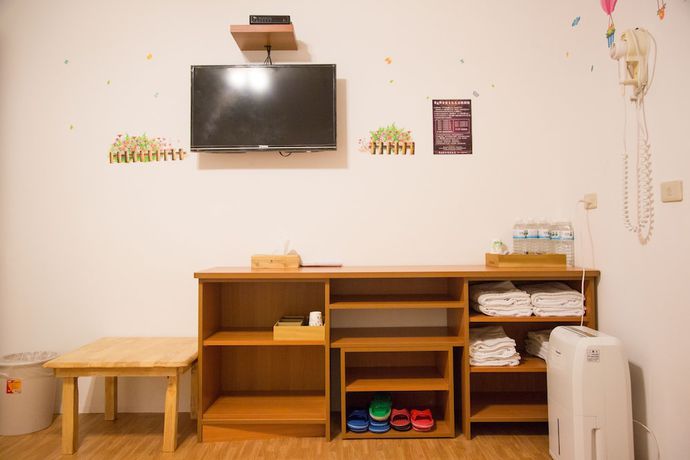 Imagen de los interiores del Hotel Fenchihu Street. Foto 13