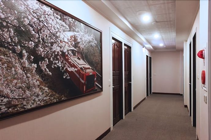 Imagen de los interiores del Hotel Fenchihu Street. Foto 17