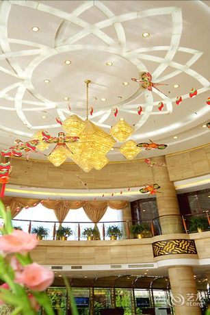 Imagen de los interiores del Hotel Fengdu International Hotel. Foto 14