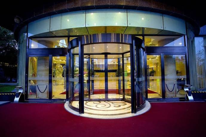 Imagen de los interiores del Hotel Fengdu International Hotel. Foto 17