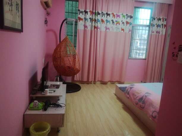 Imagen general del Hotel Fenghuang Hua Xiang Yuan Inn. Foto 4