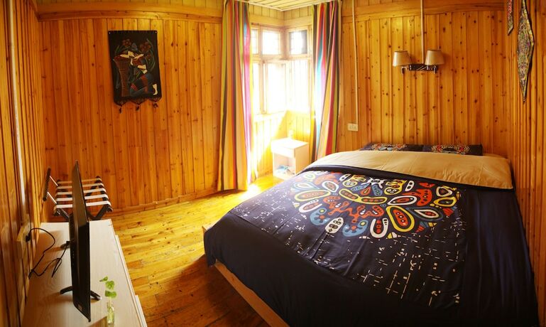 Imagen general del Hotel Fenghuang Hua Xiang Yuan Inn. Foto 5