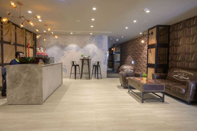 Imagen de los interiores del Hotel Fengjia K. Foto 10