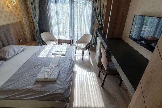 Imagen de la habitación del Hotel Fengo. Foto 3