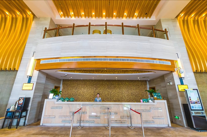 Imagen de los interiores del Hotel Fengxiang Hot Spring. Foto 18