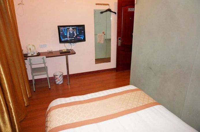Imagen de la habitación del Hotel Fengye Super8 Hongqiao. Foto 9