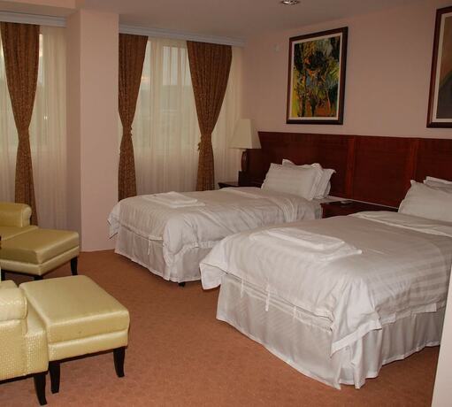 Imagen general del Hotel Feni. Foto 13