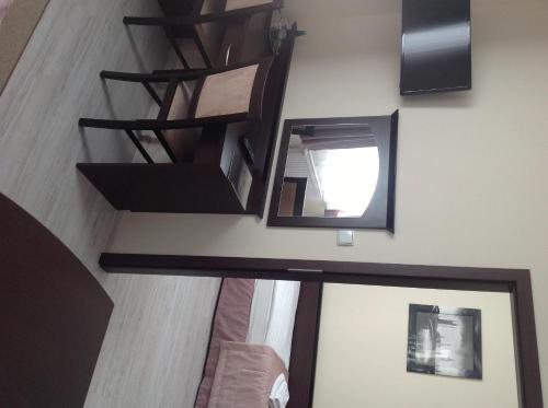 Imagen de la habitación del Hotel Feniks, Gniezno. Foto 6