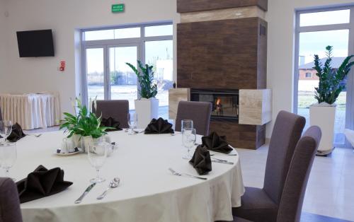 Imagen general del Hotel Feniks, Gniezno. Foto 4