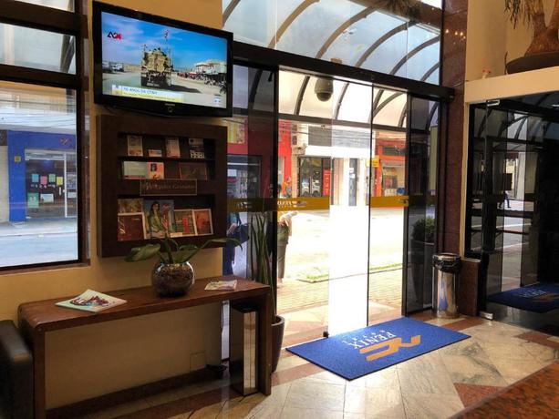 Imagen de los interiores del Hotel Fenix Bom Retiro. Foto 16