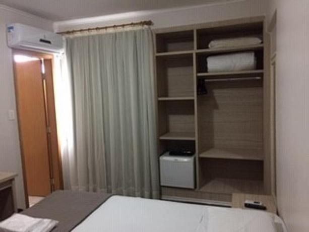 Imagen de la habitación del Hotel Fenix Bom Retiro. Foto 13