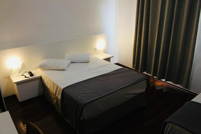 Imagen de la habitación del Hotel Fenix Campinas. Foto 12