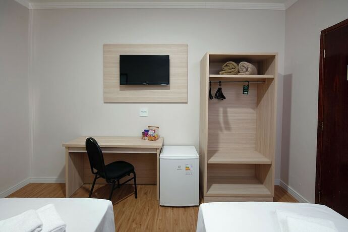 Imagen de la habitación del Hotel Fenix Campinas. Foto 13