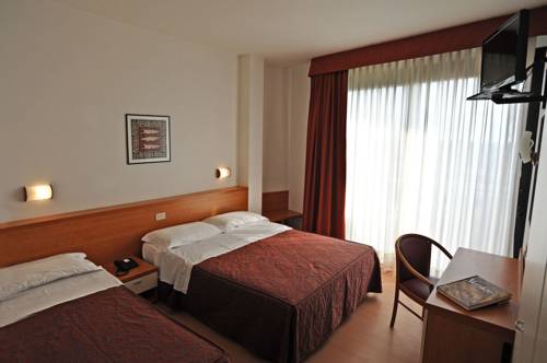 Imagen de la habitación del Hotel Fenix, Cavallino-Treporti. Foto 7