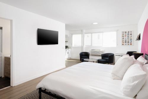 Imagen de la habitación del Hotel Fenix Hollywood. Foto 18